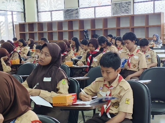Workshop LiterAsyik : Berkarya Dengan Menulis